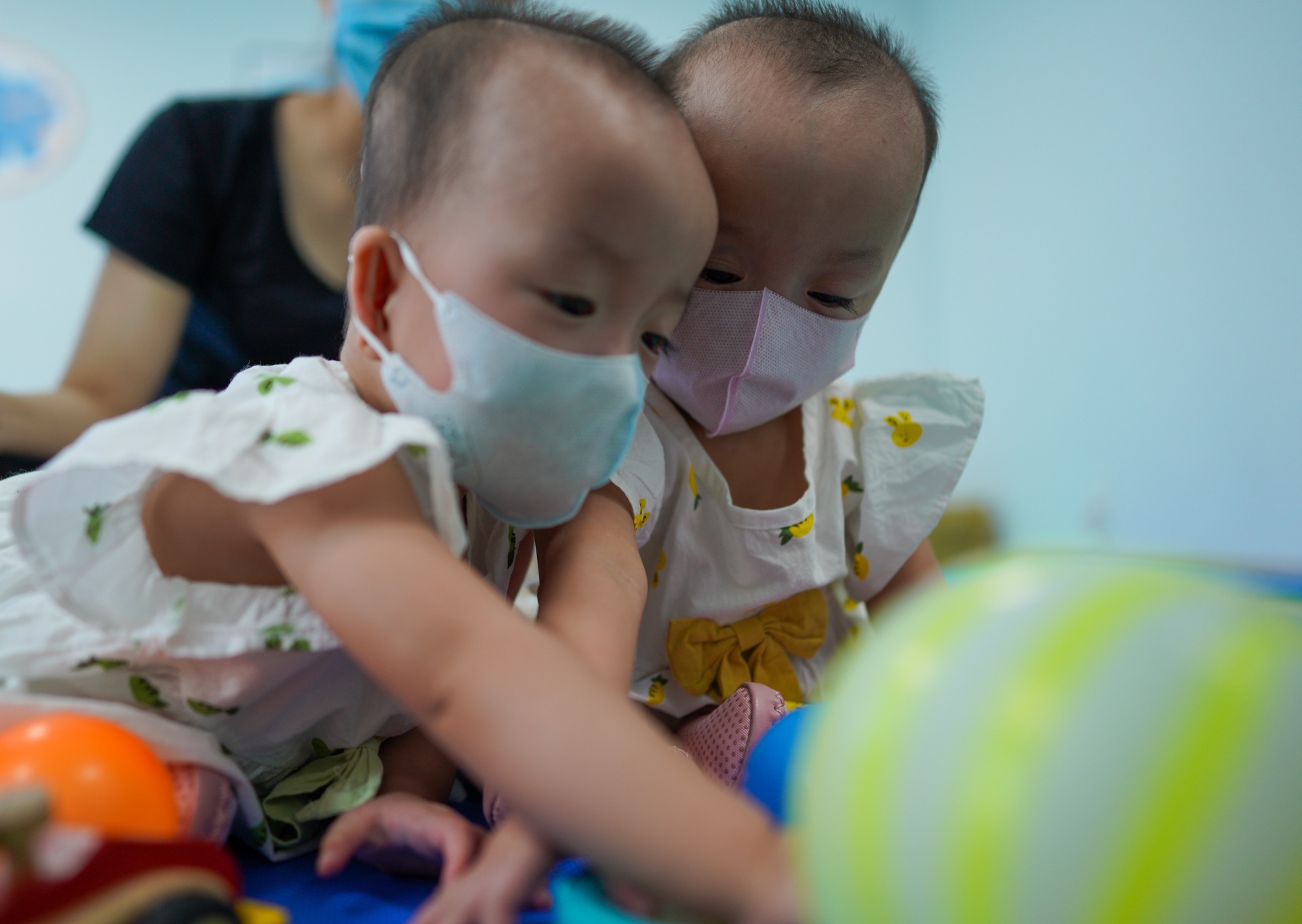 truc nhi va dieu nhi xuat vien anh 9