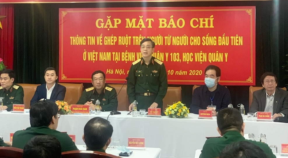 benh vien Viet Nam ghep ruot thanh cong anh 2