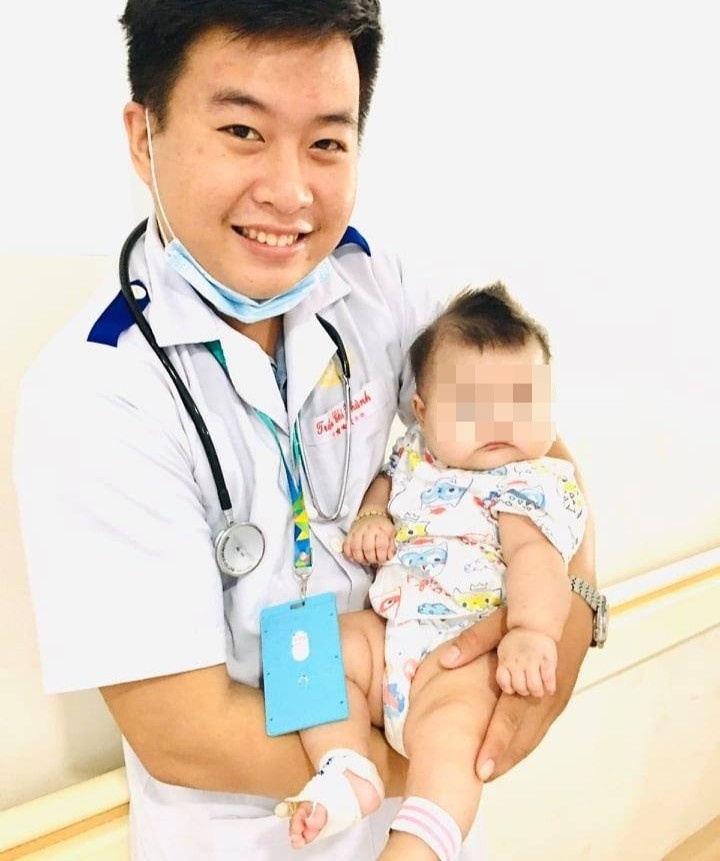 thiếu máu nặng do chỉ uống sữa đặc ảnh 1 thieu mau nang do chi uong sua dac anh 1