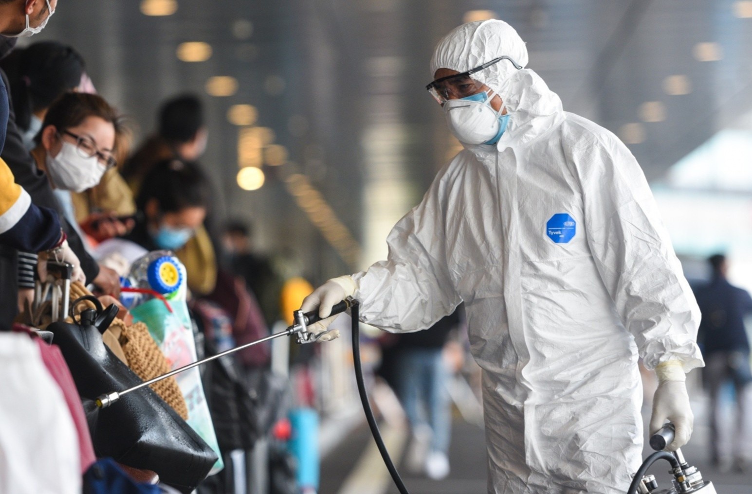 benh nhan mac Covid-19 nhap canh anh 1