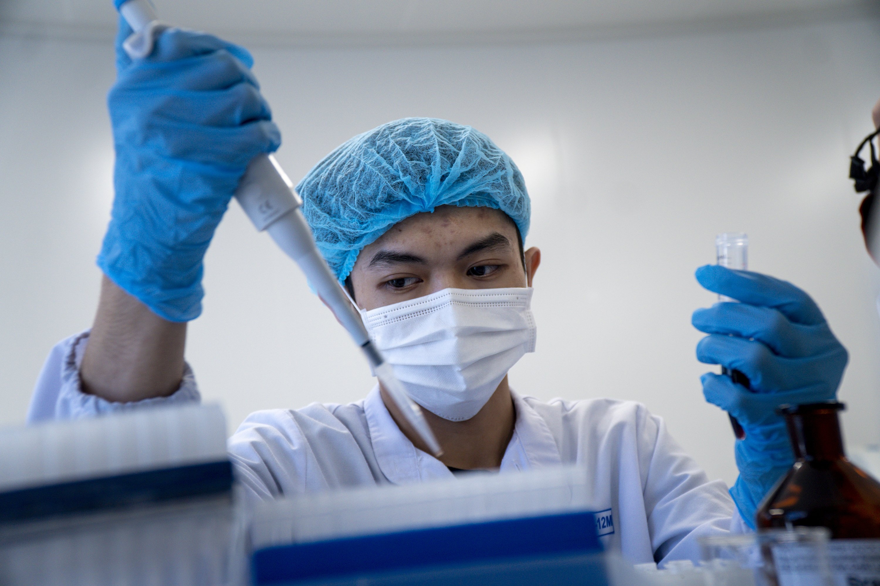 Tieu chi chon nguoi tiem thu vaccine Covid-19 cua Viet Nam hinh anh