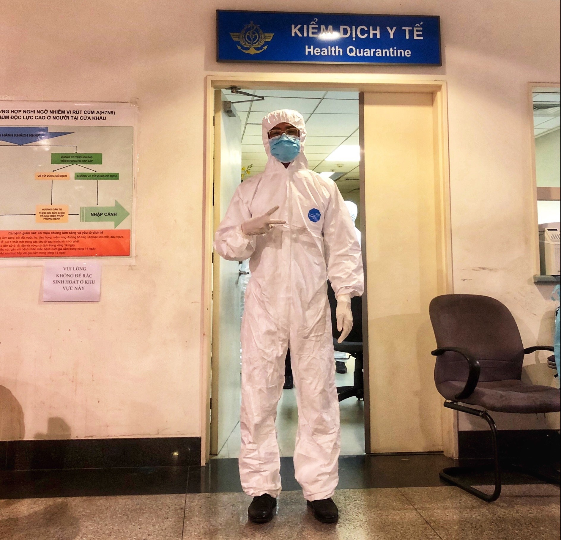 kiem dich vien san Covid-19 tai tan son nhat anh 1