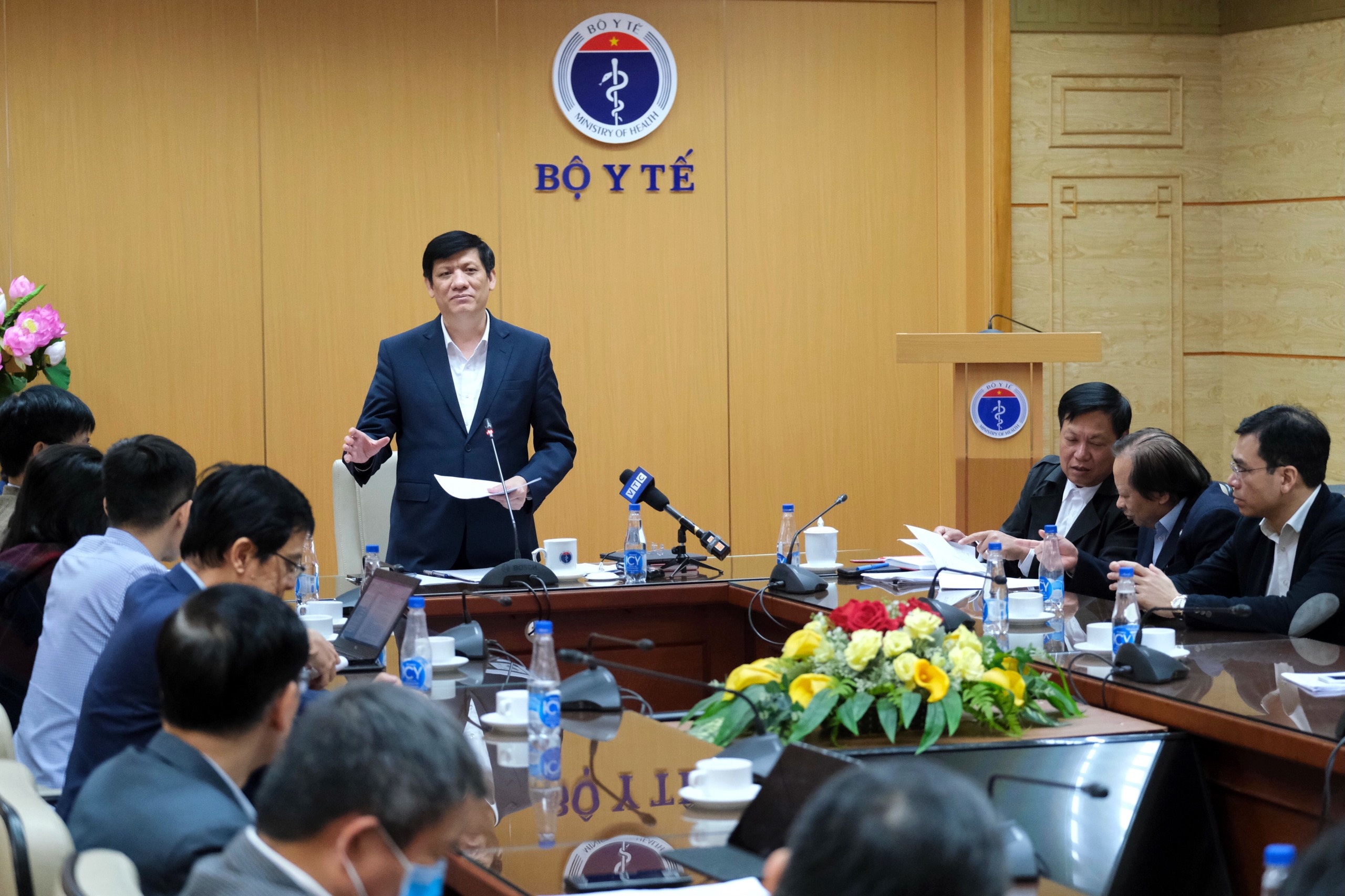 tiêm vaccine Covid-19 tại Việt Nam ảnh 1 tiem vaccine Covid-19 tai Viet Nam anh 1