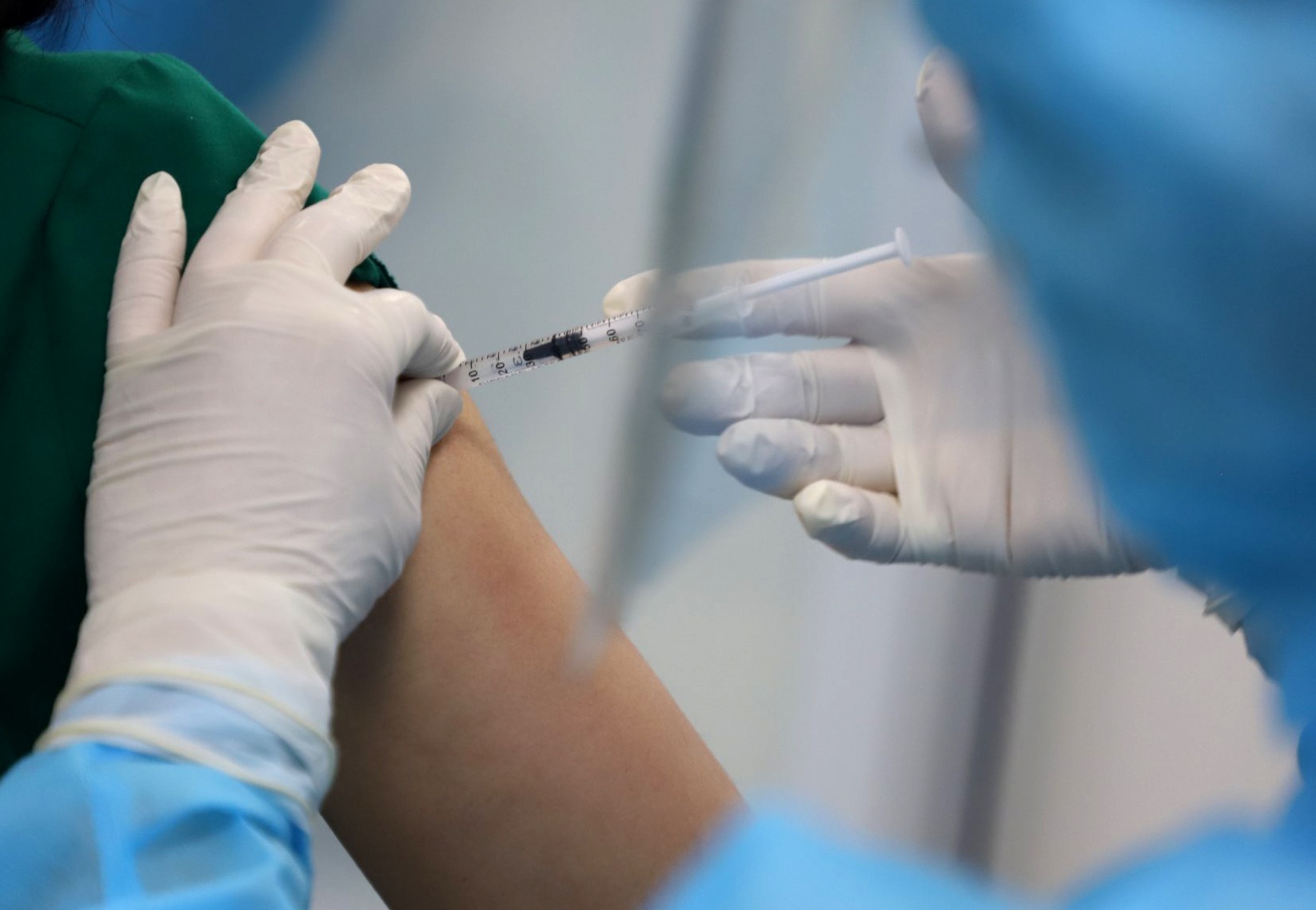 Ai chưa nên tiêm vaccine Covid-19  ảnh 1 Ai chua nen tiem vaccine Covid-19 anh 1