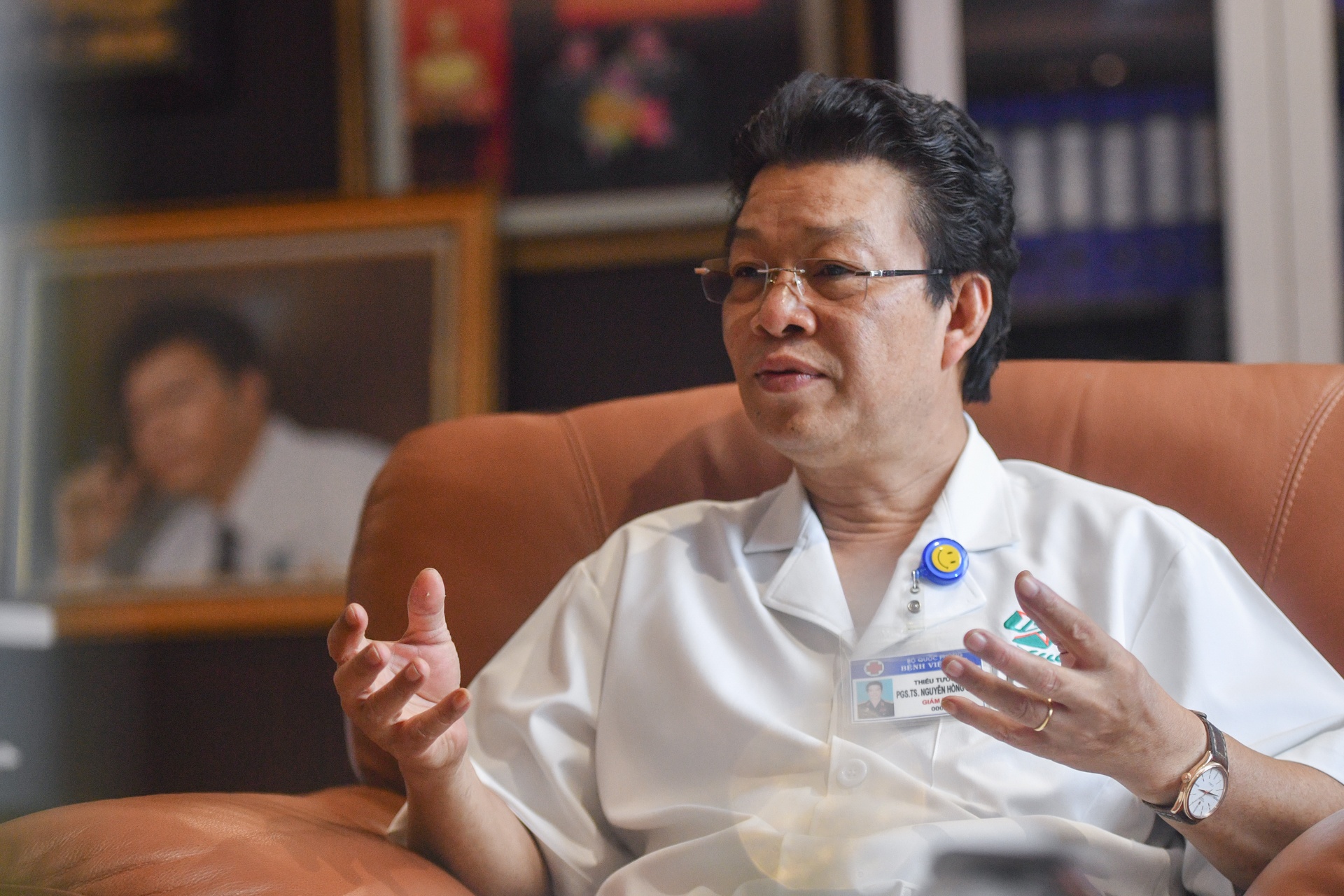 bác sĩ mũ nồi xanh ảnh 3 bac si mu noi xanh anh 3