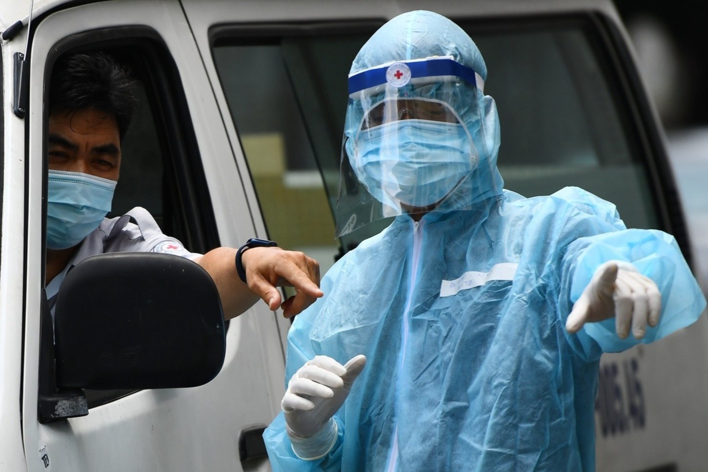 Nam thanh nien ban tra sua o Binh Duong nghi mac Covid-19 hinh anh