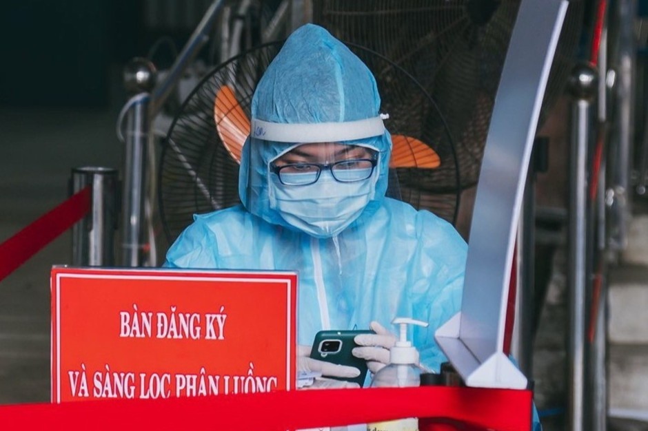 Dieu tra nguon lay cua hai ca Covid-19 o Hoc Mon hinh anh