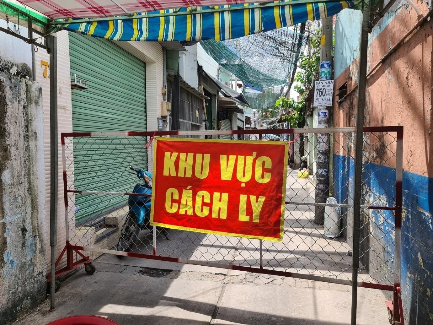 dich Covid-19 bung phat o TP.HCM anh 1