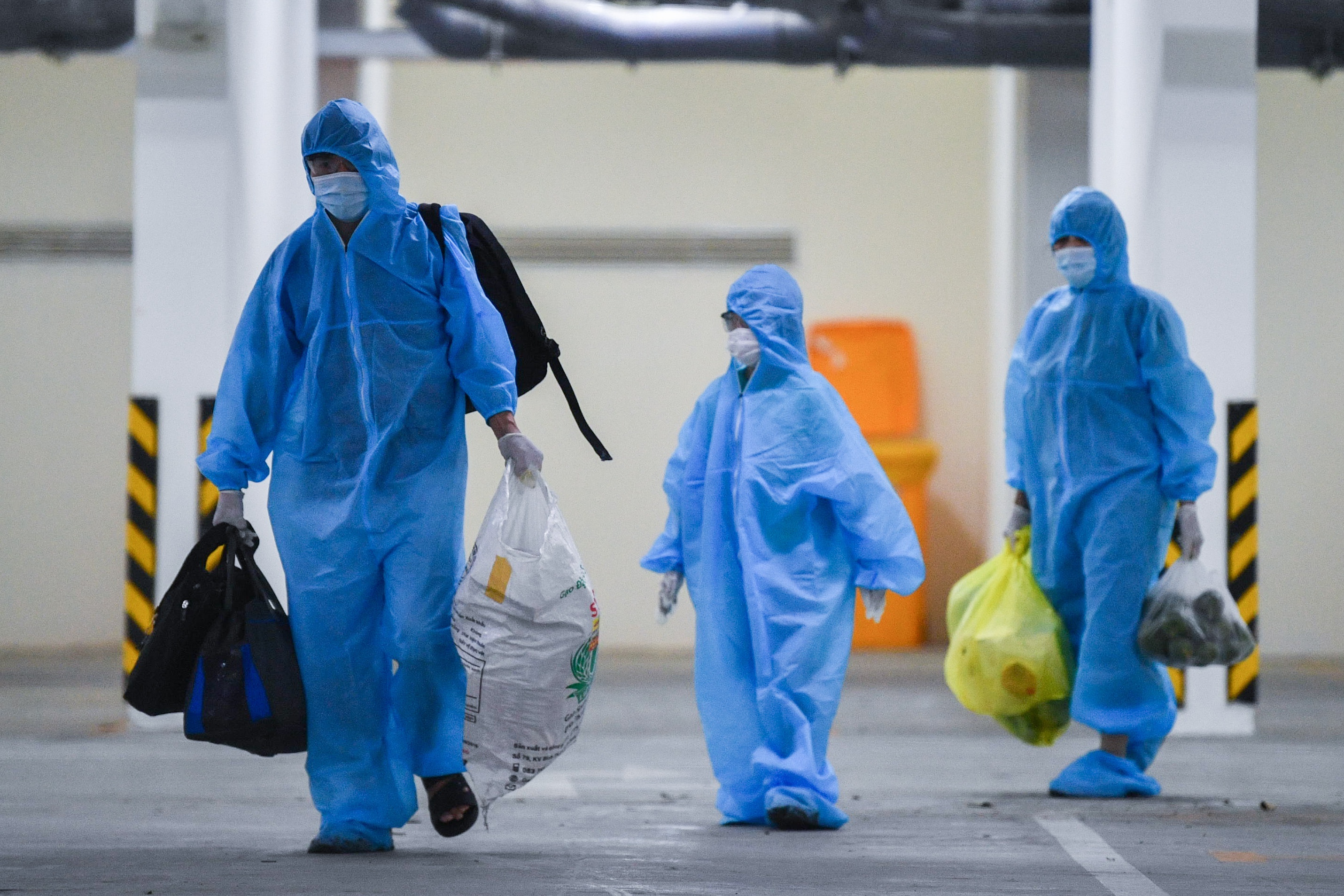 Neu thanh F0, toi can mang theo nhung gi khi den benh vien da chien? hinh anh