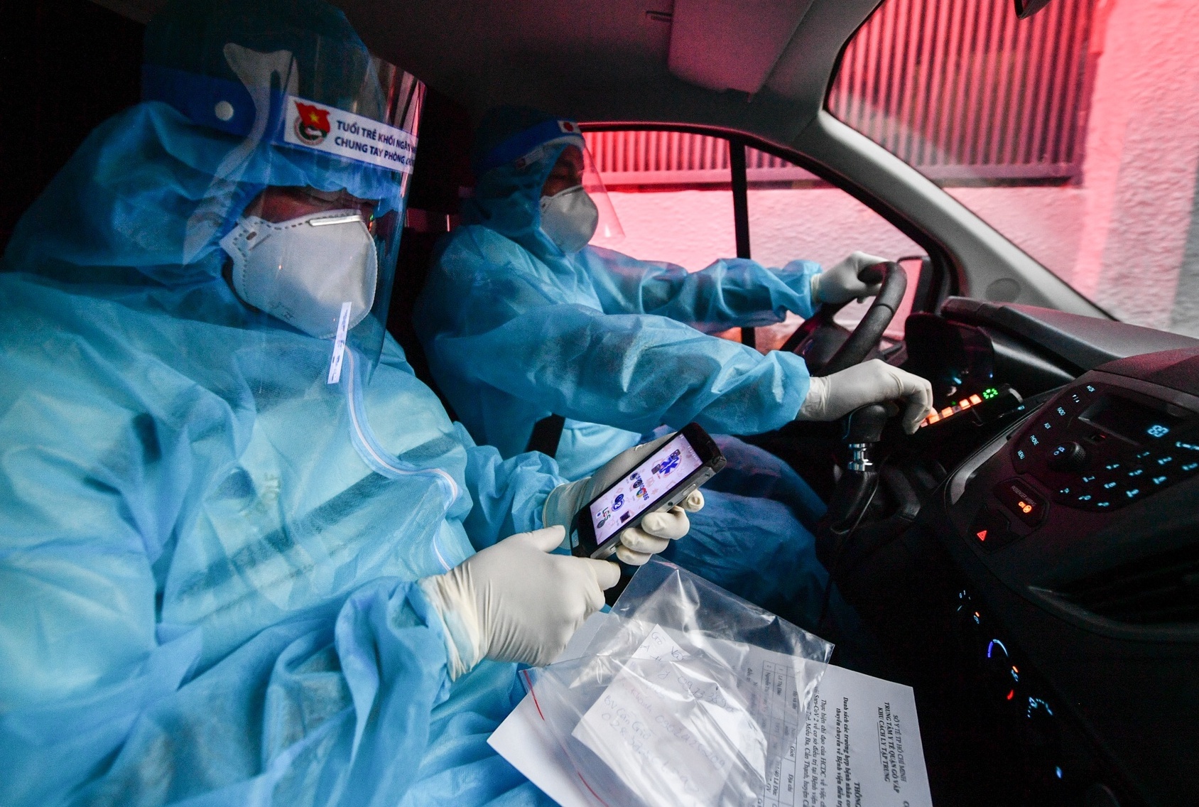 Thiet lap them co so dieu tri benh nhan Covid-19 nguy kich o TP.HCM hinh anh