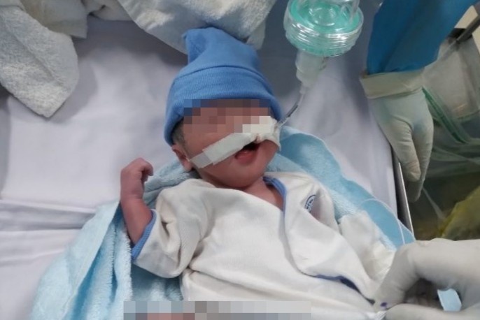 Be trai chao doi khoe manh trong khu hoi suc Covid-19 hinh anh