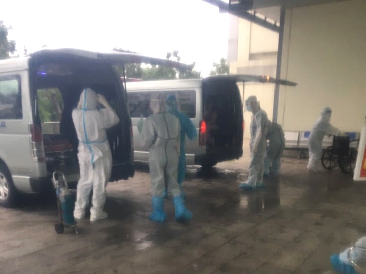 tinh nguyen tham gia chong dich Covid-19 o TP.HCM anh 1