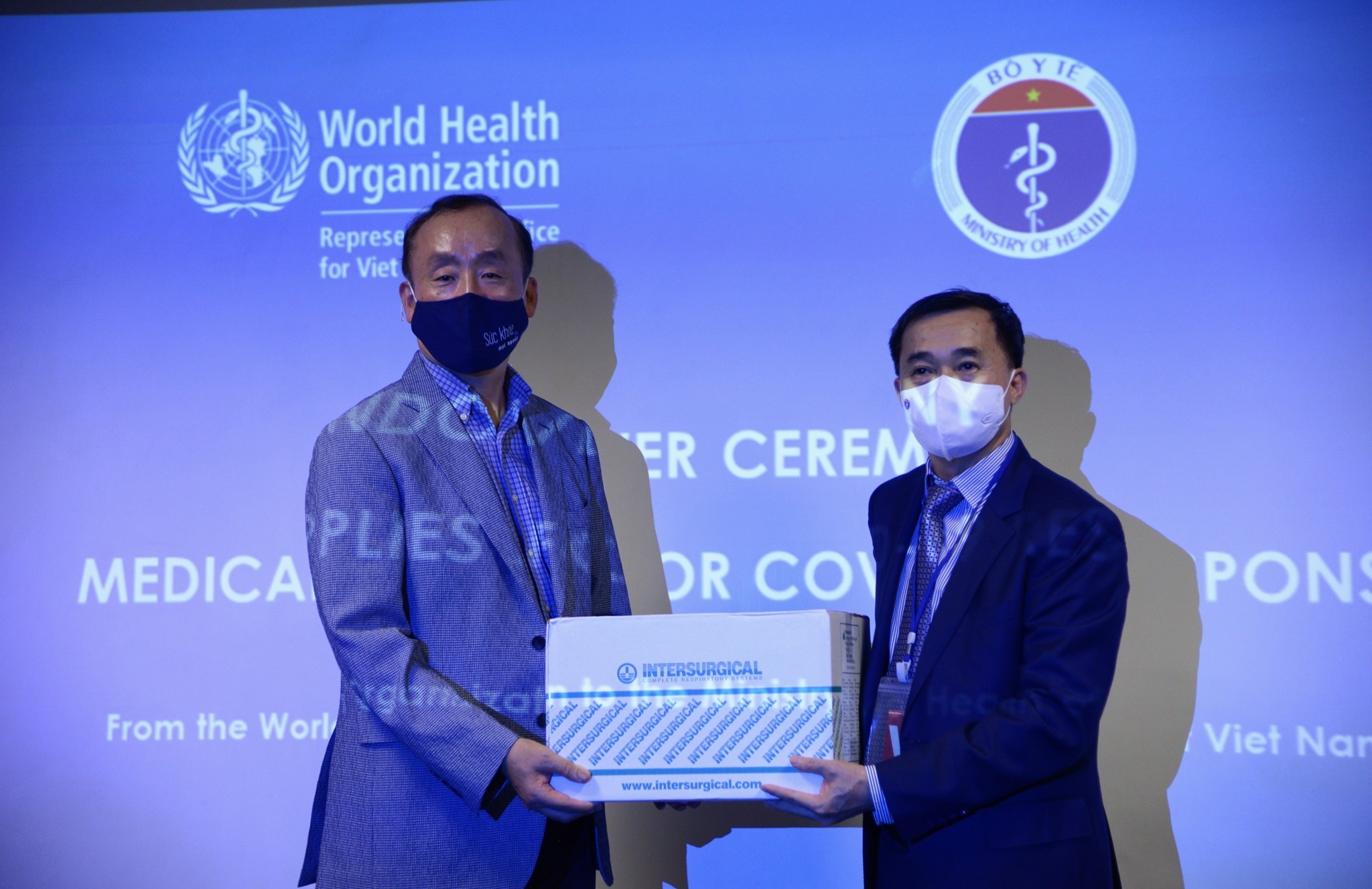 WHO tai tro cho Viet Nam lo vat tu y te anh 1