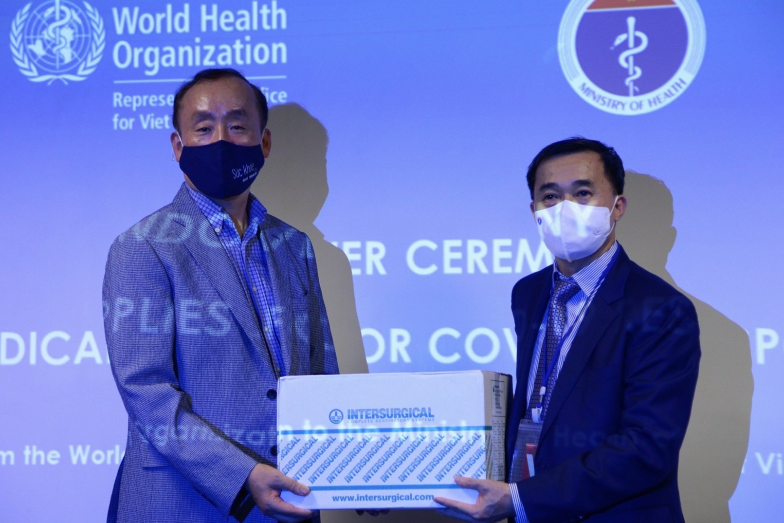 WHO tai tro cho Viet Nam lo vat tu y te tri gia 9,4 ty dong hinh anh