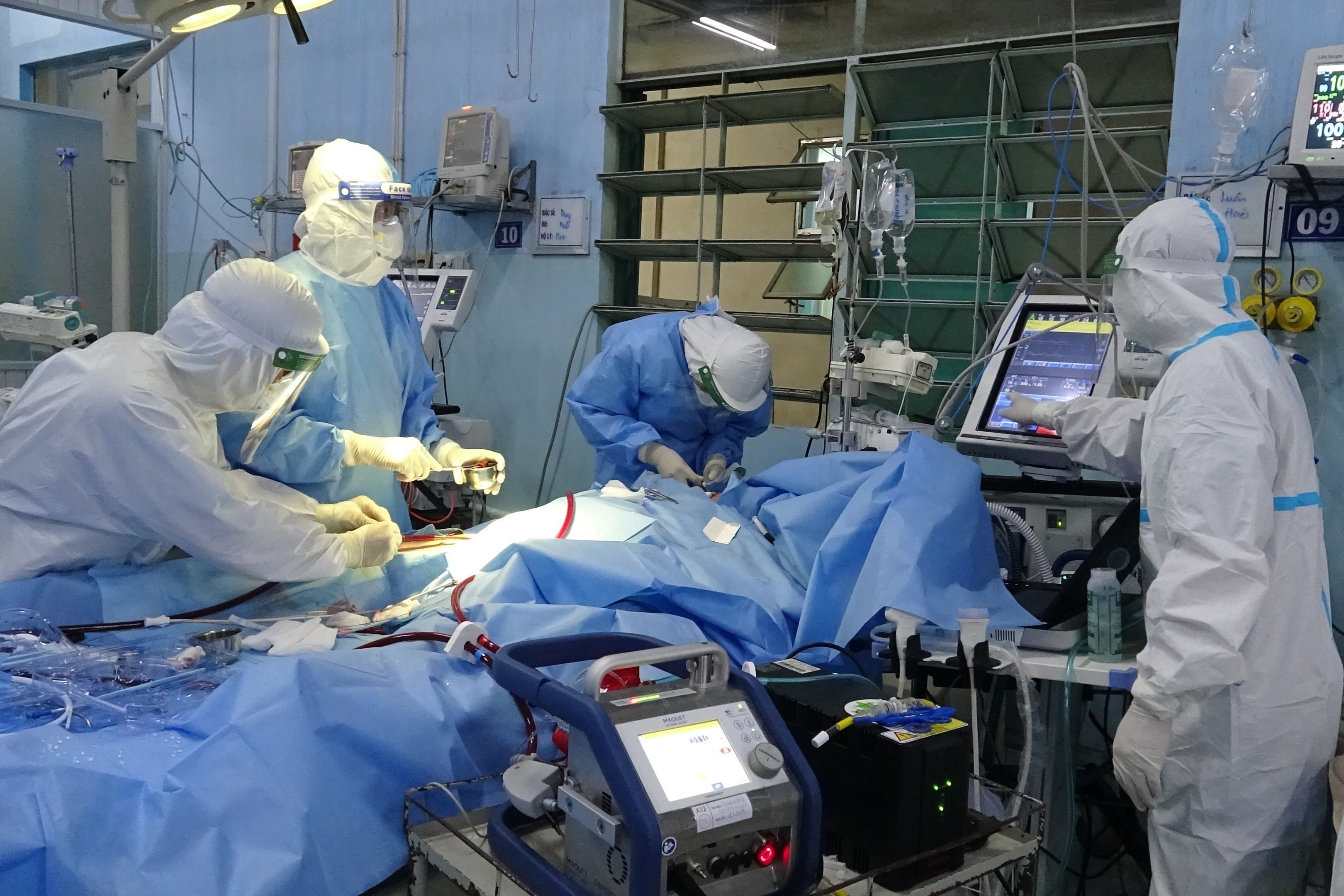 Benh vien quan y lon nhat TP.HCM tang len 500 giuong dieu tri F0 hinh anh