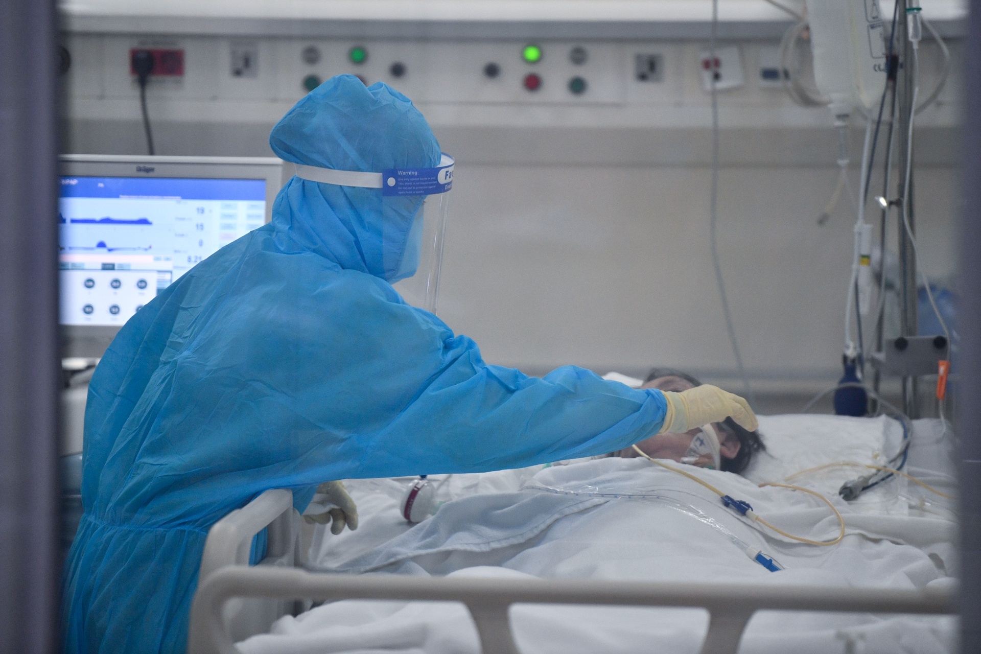 Chi phi dieu tri Covid-19 tai benh vien tu nhan o TP.HCM hinh anh