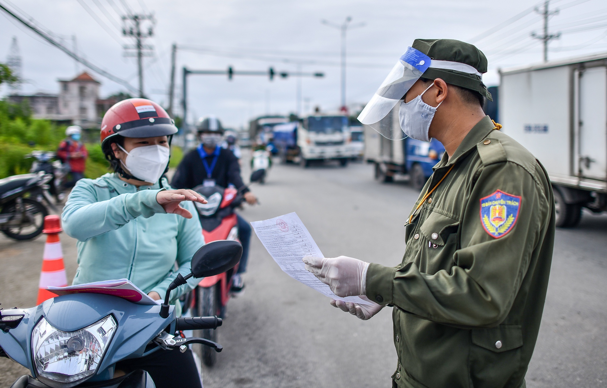 F0 se duoc cap the xanh Covid-19 nhu the nao neu tu dieu tri tai nha? hinh anh
