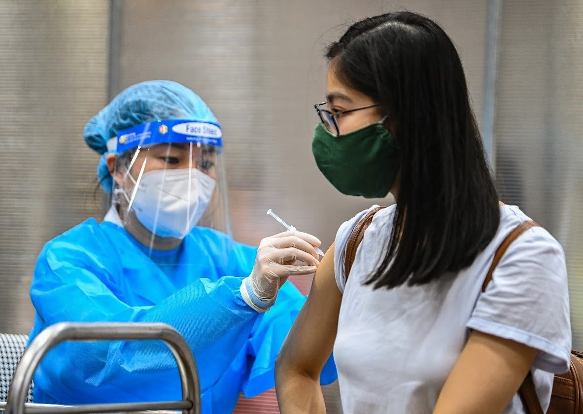So luong mui tiem vaccine Covid-19 tai TP.HCM lien tuc giam hinh anh