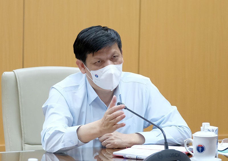 Bo Y te ban ke hoach doi pho bien chung Omicron hinh anh