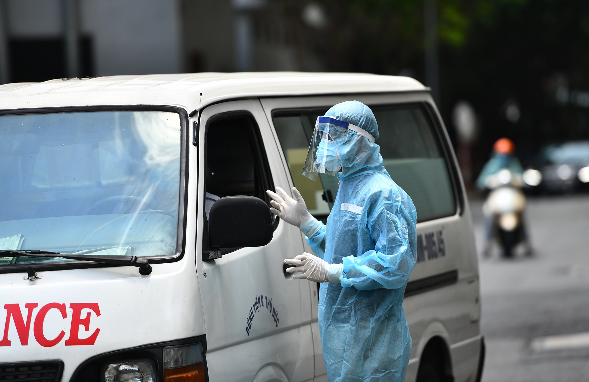 TP.HCM phat hien nguoi nhiem nCoV nhu the nao? hinh anh
