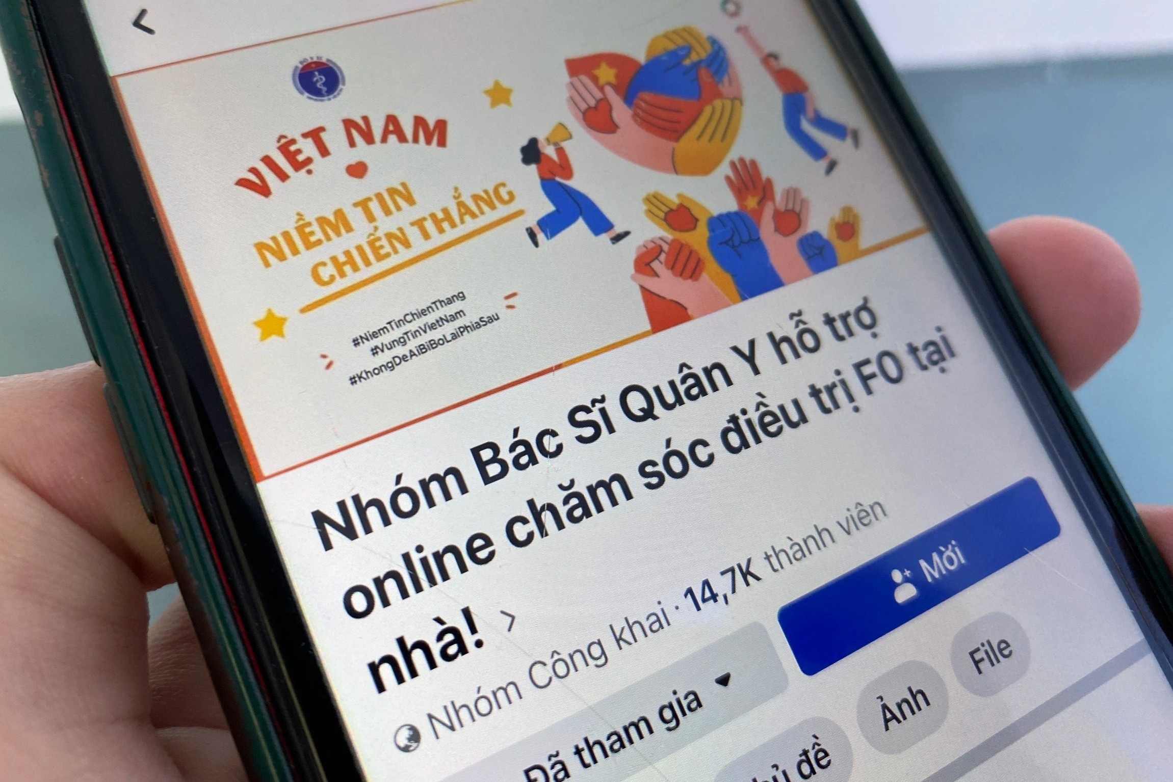 Bac si quan y lap nhom ho tro mien phi cho F0 o Ha Noi hinh anh