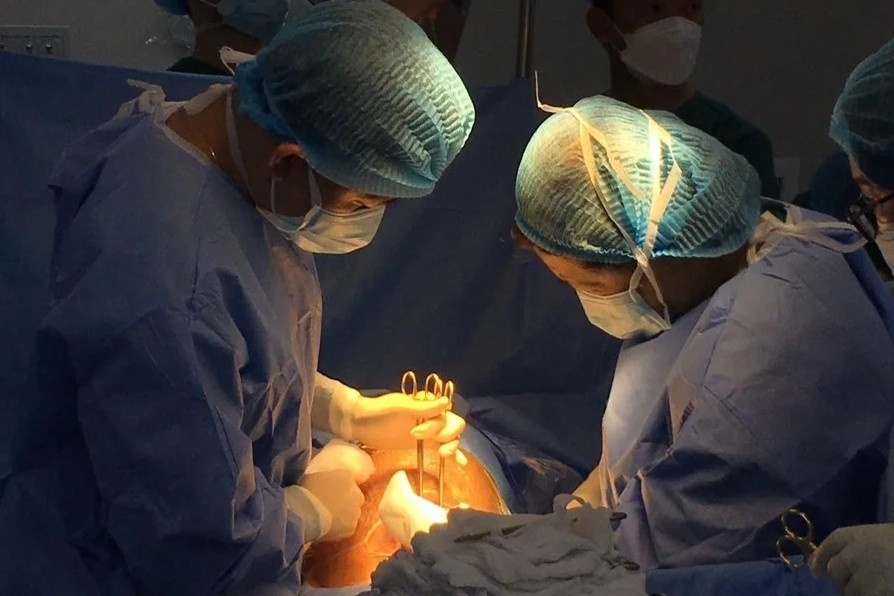 Ca tam thai hiem gap vuot can thanh cong hinh anh