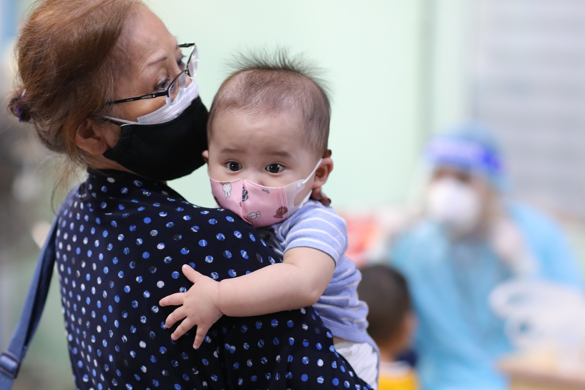 Nguon cung vaccine tai TP.HCM van nho giot hinh anh