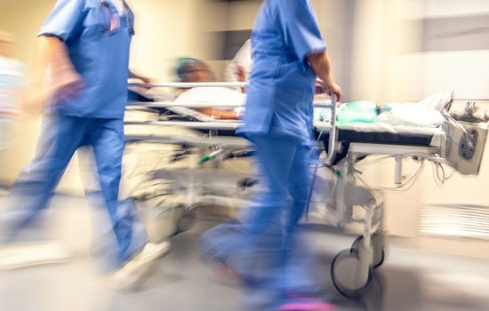 Am anh ve ket cuc bi thuong nhat cua benh nhan dot quy hinh anh