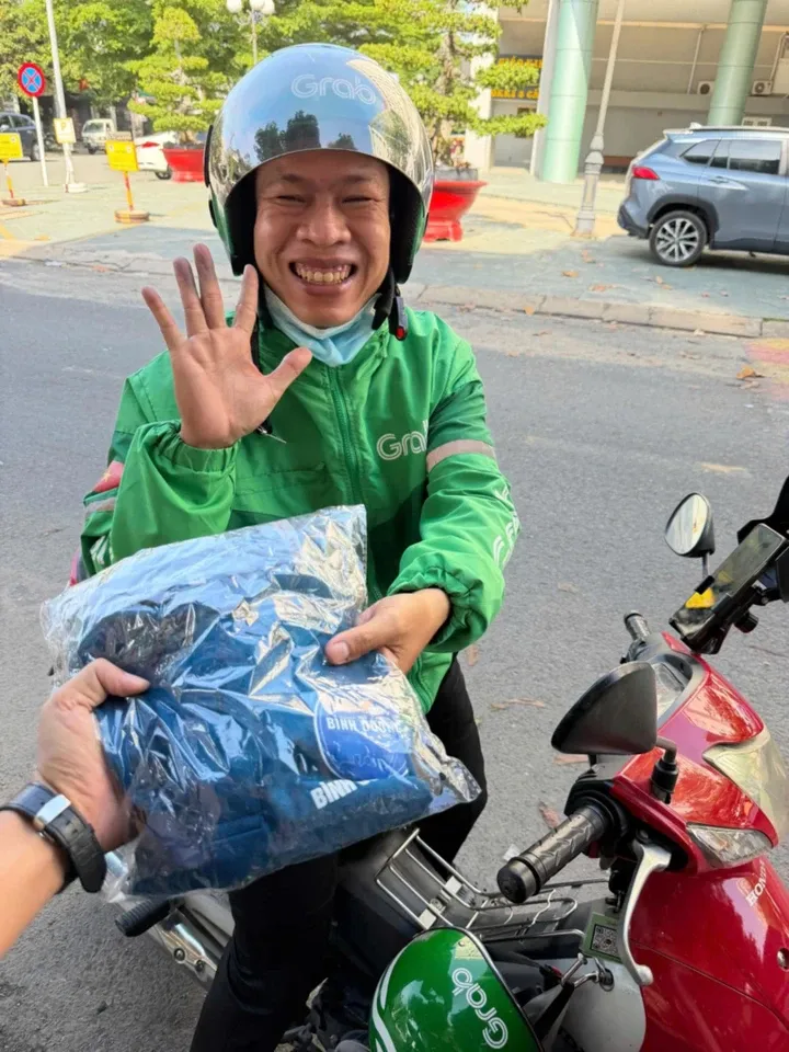 Tot nghiep dai hoc anh 2