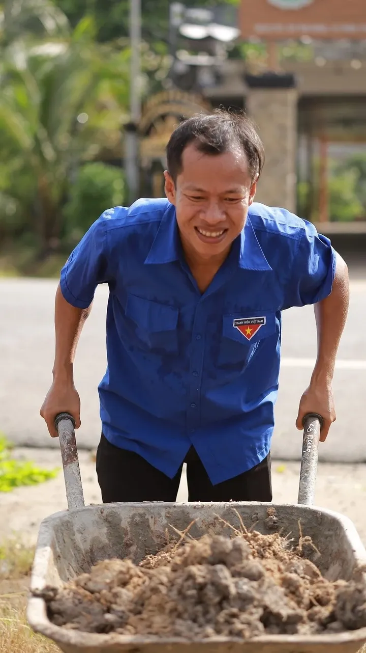 Tot nghiep dai hoc anh 5