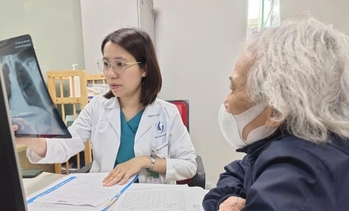 Pho Giao su tre nhat anh 2