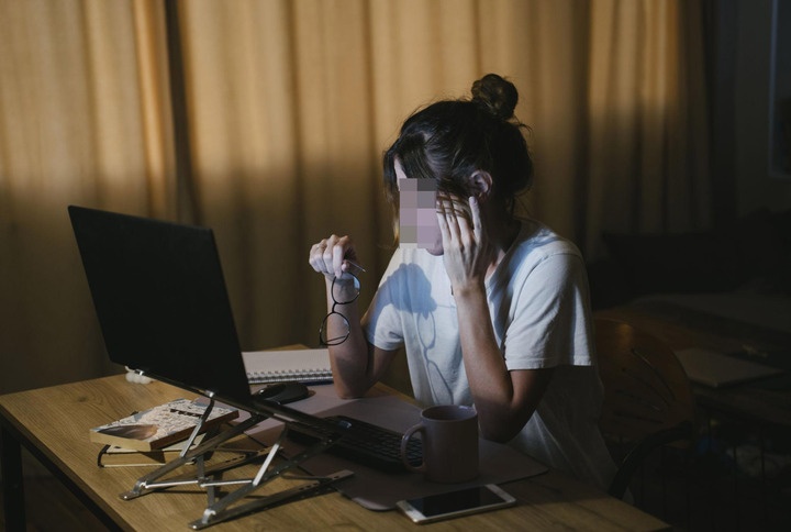 Kiem 60 trieu/thang, co gai nhap vien voi danh sach benh dai hinh anh