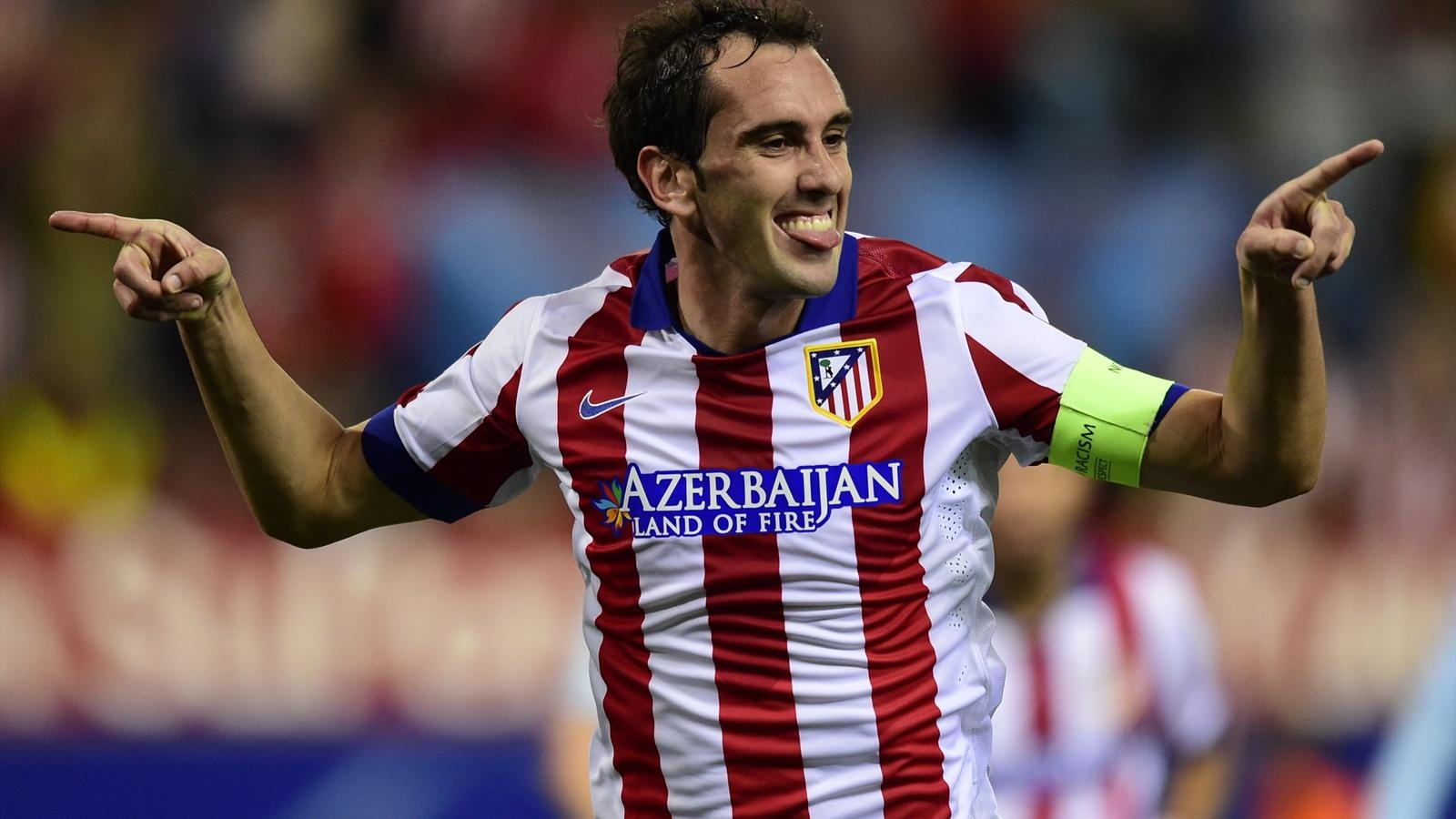 1. Diego Godin (Atletico Madrid): Theo Daily Express, HLV Van Gaal đã đưa ra lời đề nghị  chính thức đến nhà cựu vô địch La Liga về trường hợp của Godin. “Quỷ đỏ” sẽ tham dự Cúp C1 năm tới và họ cần một trung vệ dày dạn kinh nghiệm. Không chỉ chắc chắn trong phòng ngự, những cú đánh đầu hiểm hóc cũng là vũ khí đáng sợ của tuyển thủ Uruguay.  
