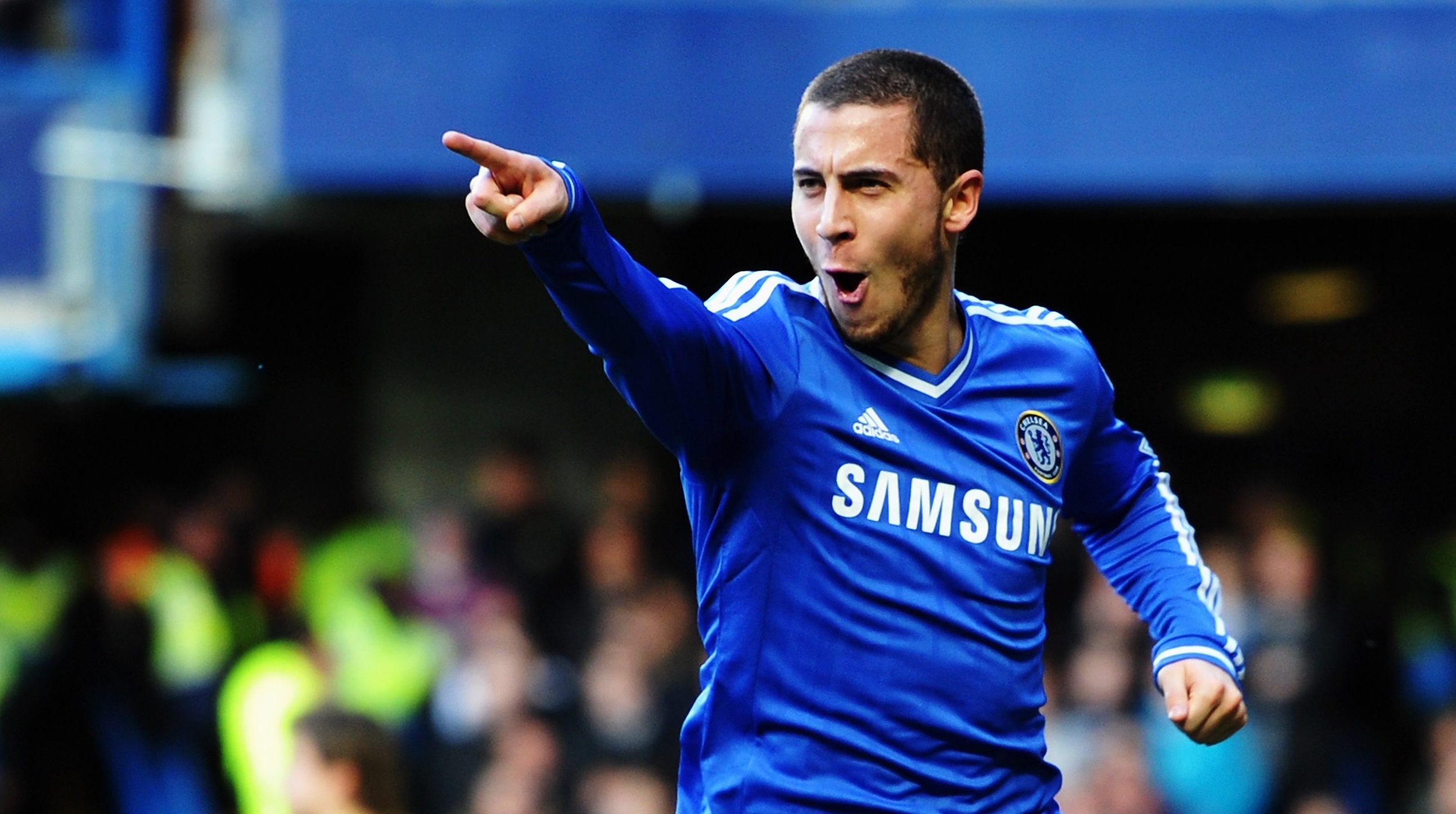 Sao Chelsea muon soan ngoi Ronaldo, Messi hinh anh