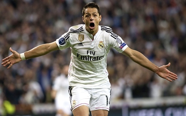Chỉ khi Benzema chấn thươn, Chicharito mới được trao cơ hội.