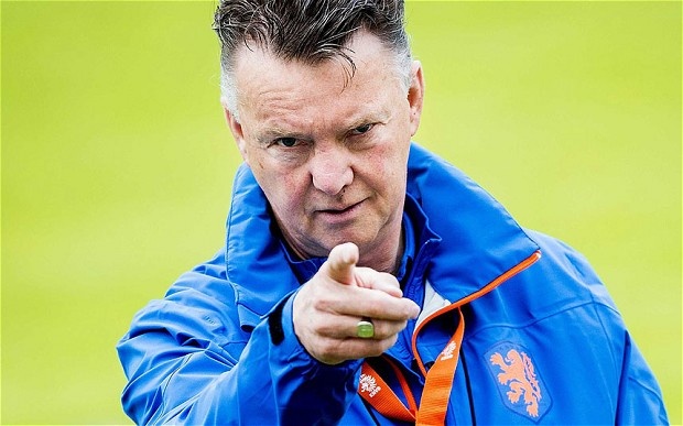 Van Gaal canh bao cac ngoi sao M.U truoc chuyen du dau hinh anh