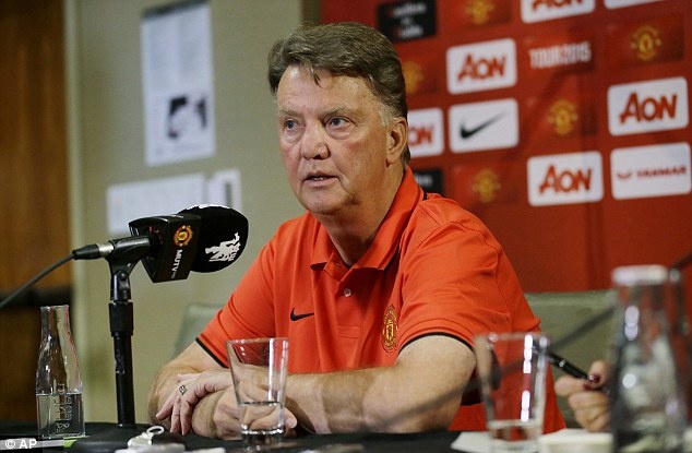 Louis Van Gaal tuyen bo tiep tuc manh tay tren TTCN hinh anh