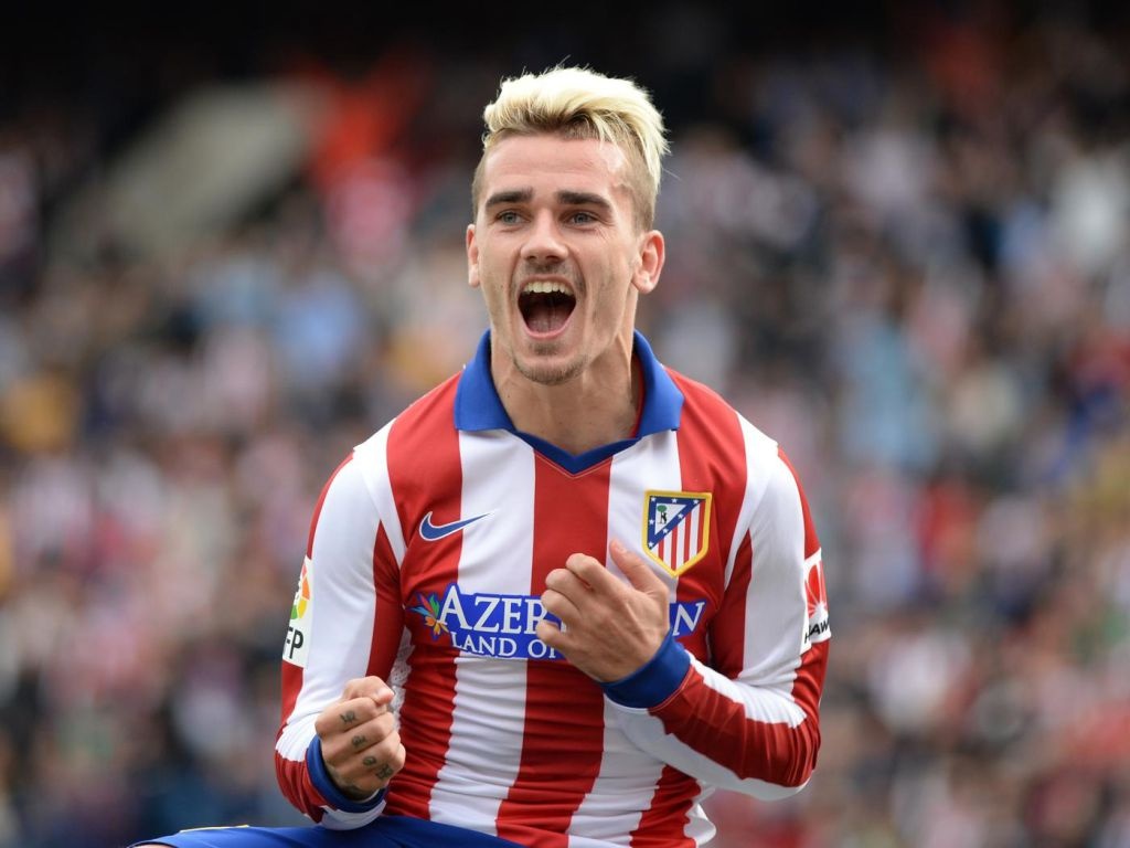 3. Antoine Griezman (Atletico Madrid): Cựu sao Real Sociedad vừa trải qua một mùa giải thăng hoa tại La Liga. Anh ghi đến 22 bàn thắng sau 37 lần ra sân cho đội chủ sân Vicente Calderon. Ngoài tiền vệ cánh, tuyển thủ Pháp còn có thể thi đấu cực hay trong vai trò của một hộ công, thậm chí tiền đạo cắm.