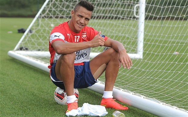 Alexis Sanchez tỏ ra sung sức sau khi thưởng thức bữa sáng ngon miệng và giàu dinh dưỡng. Ảnh: Telegraph.