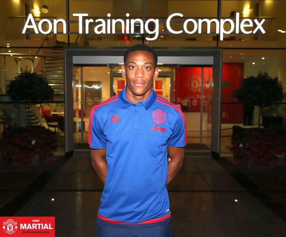 Anthony Martial được kỳ vọng thi đâu ăn ý cùng Wayne Rooney trên hàng công 