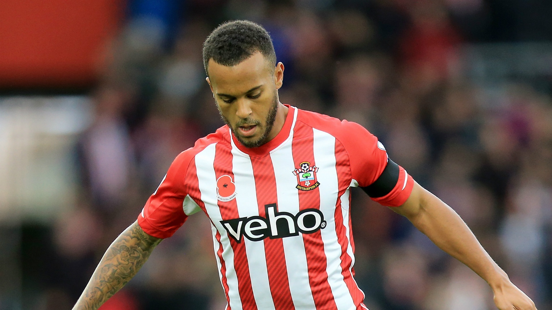 Phong do sa sut cua doi hinh tieu bieu Ngoai hang Anh hinh anh