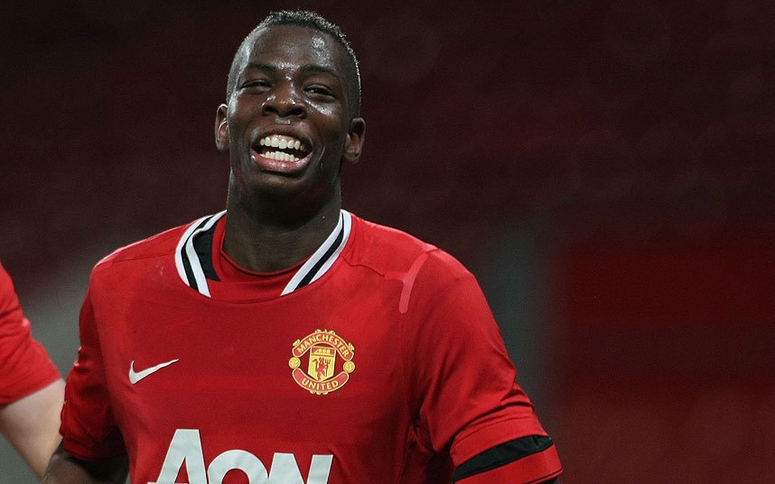 Tiền đạo: Gyliano Van Velzen: Giống như hầu hết các đồng đội của mình, tương lai của chân sút người Hà Lan cũng trở nên u ám sau thành công tại đội trẻ M.U. Tài năng hứa hẹn của “Quỷ đỏ” đang ngụp lặn tại giải hạng 2 Hà Lan trong màu áo đội bóng vô danh Volendam.