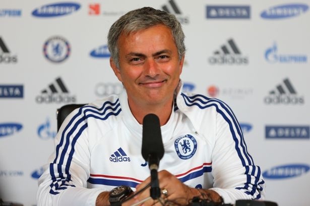 Mourinho: ‘Chelsea khong duoc phep that bai truoc Arsenal’ hinh anh