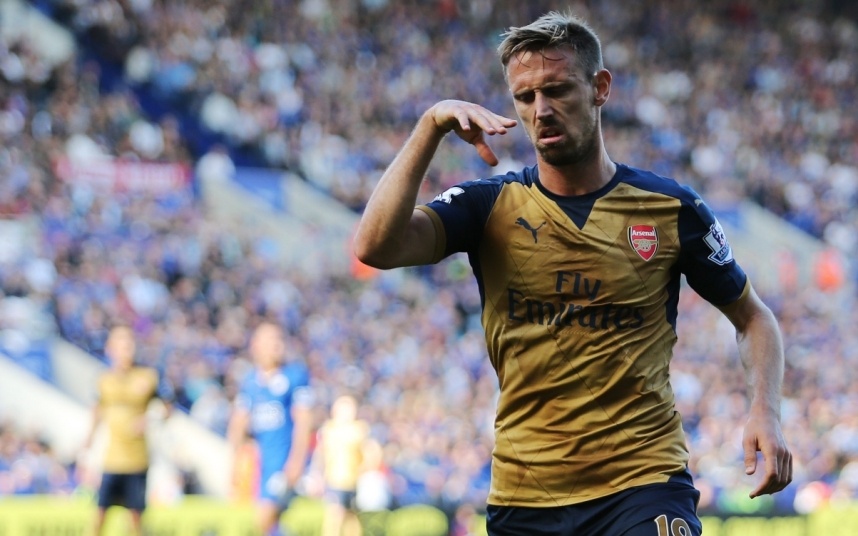 Hậu vệ trái: Nacho Monreal: Nếu không dính chấn thương, vị trí hậu vệ cánh trái chắc chắn sẽ thuộc về Luke Shaw của M.U. Dù vậy, Monreal cũng đang có màn trình diễn khá tốt trong những vòng đấu gần đây bằng lối chơi khá cân bằng giữa tấn công và phòng thủ.