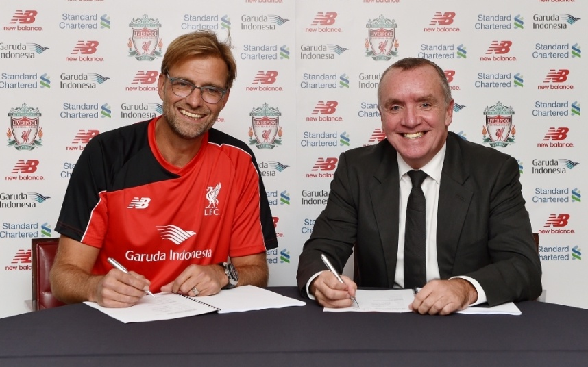 4. Juergen Klopp (Liverpool- 7 triệu bảng/ mùa): Sau hợp đồng có thời hạn 3 năm với “The Kop”, nhà cầm quân người Đức trở thành HLV hưởng lương cao nhất lịch sử đội bóng thành phố Cảng. Điều này đồng nghĩa với việc Klopp sẽ phải đương đầu với rất nhiều áp lực khi tiếp quản chiếc ghế nóng của Brendan Rodgers.