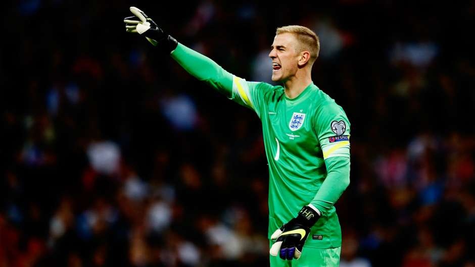 Thủ môn: Joe Hart (Anh): Ngôi sao thuộc biên chế Manchester City không có nhiều cơ hội thể hiện bản thân khi “Tam sư” chỉ phải gặp những đối thủ quá yếu tại vòng loại. Tuy nhiên, thủ thành 28 tuổi vẫn xứng đáng trở thành “người gác đền” xuất sắc nhất vòng loại Euro 2016 khi chỉ để thủng lưới đúng 3 lần.