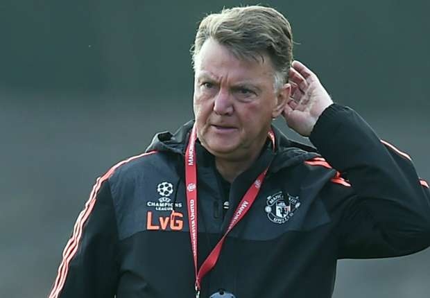 5 thay doi Van Gaal can lam trong tran derby Manchester hinh anh