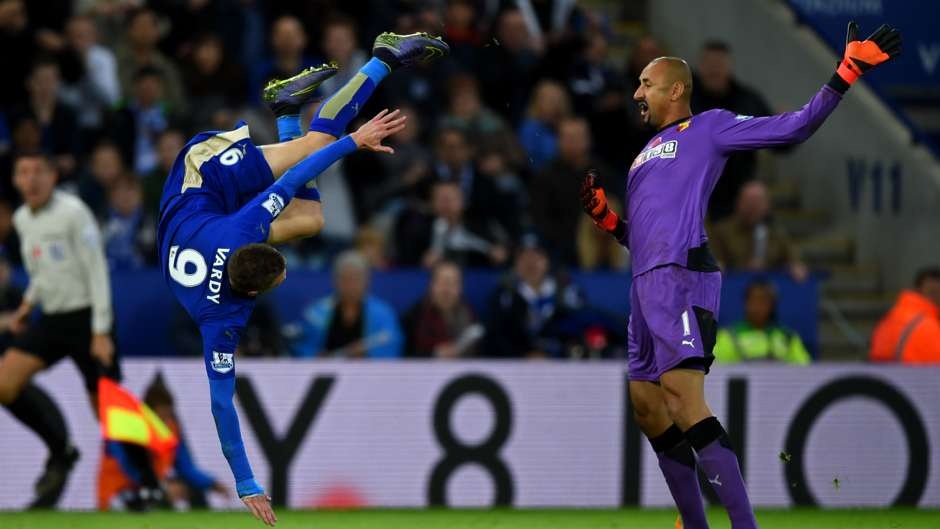 Thủ môn Heurelho Gomes (Watford): Thủ thành lão luyện người Brazil là nguyên nhân chính dẫn đến thất bại 1-2 của Waford trước Leicester City khi để lọt lưới một bàn thua ngớ ngẩn cùng pha phạm lỗi dẫn đến quả penalty của Jamie Vardy.
