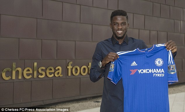 Niềm vui được thi đấu cho nhà ĐKVĐ Premier League của Papy Djilobodji mới