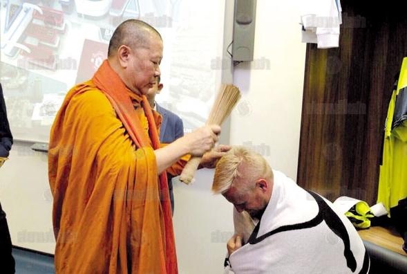 Leicester City moi thay lam le truoc tran gap MU hinh anh